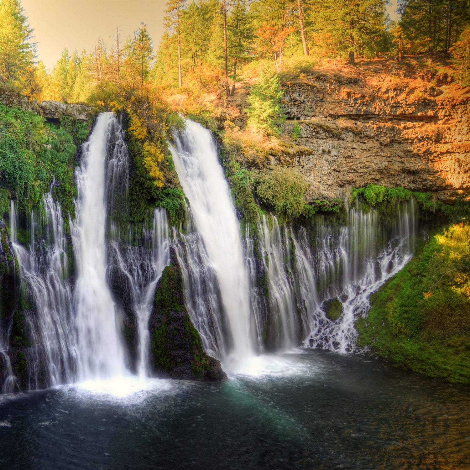 Photo of the Burney Falls waterfall in McArthur–Burney Falls Memorial State Park, California.